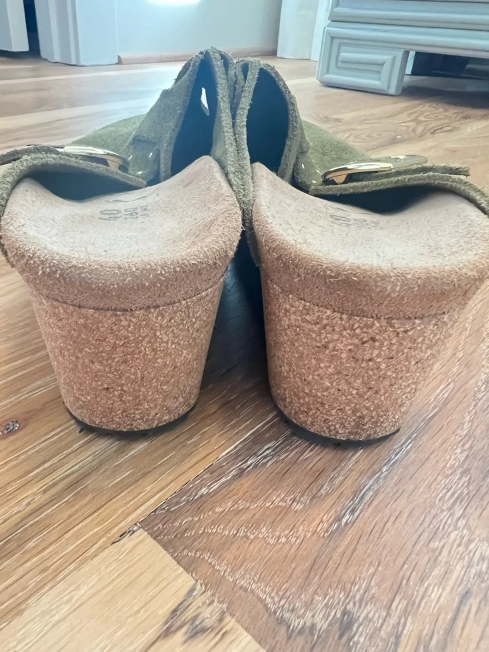 Papillio Birkenstock Olive Suede Clogs Sz 40 - Picture 5 of 6
